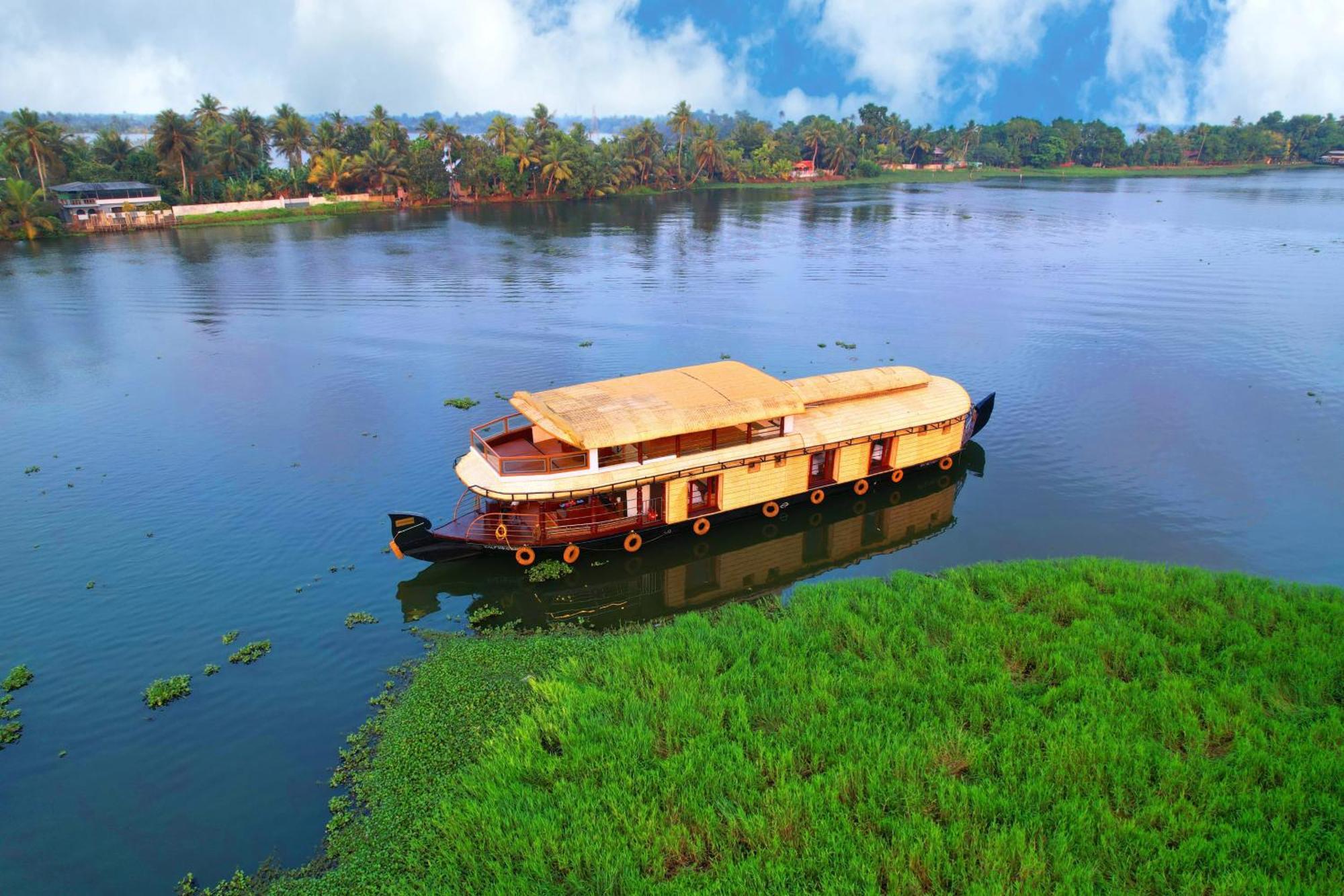 Indraprasthamlakecruise Alappuzha Eksteriør bilde